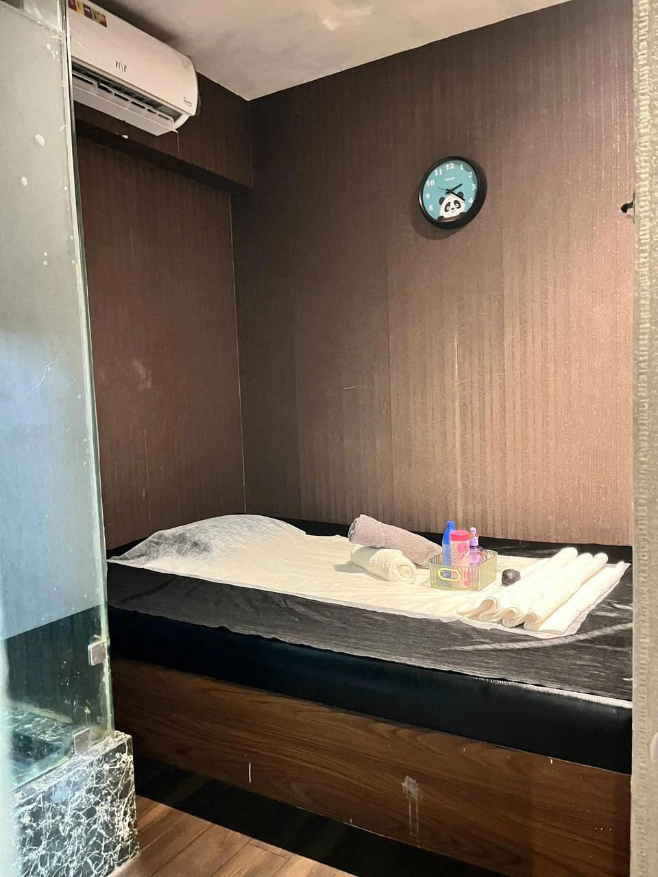 Relaxing body massage room at Shreya Arora Night Spa